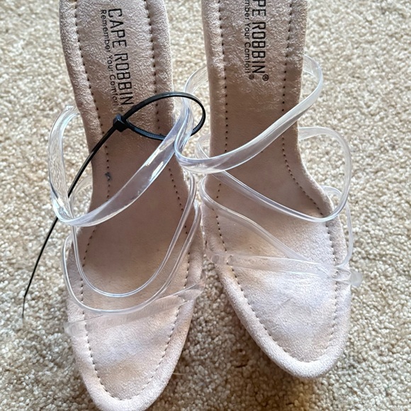 Cape Robbin Stiletto Clear Heels Size 10 - Picture 4 of 6